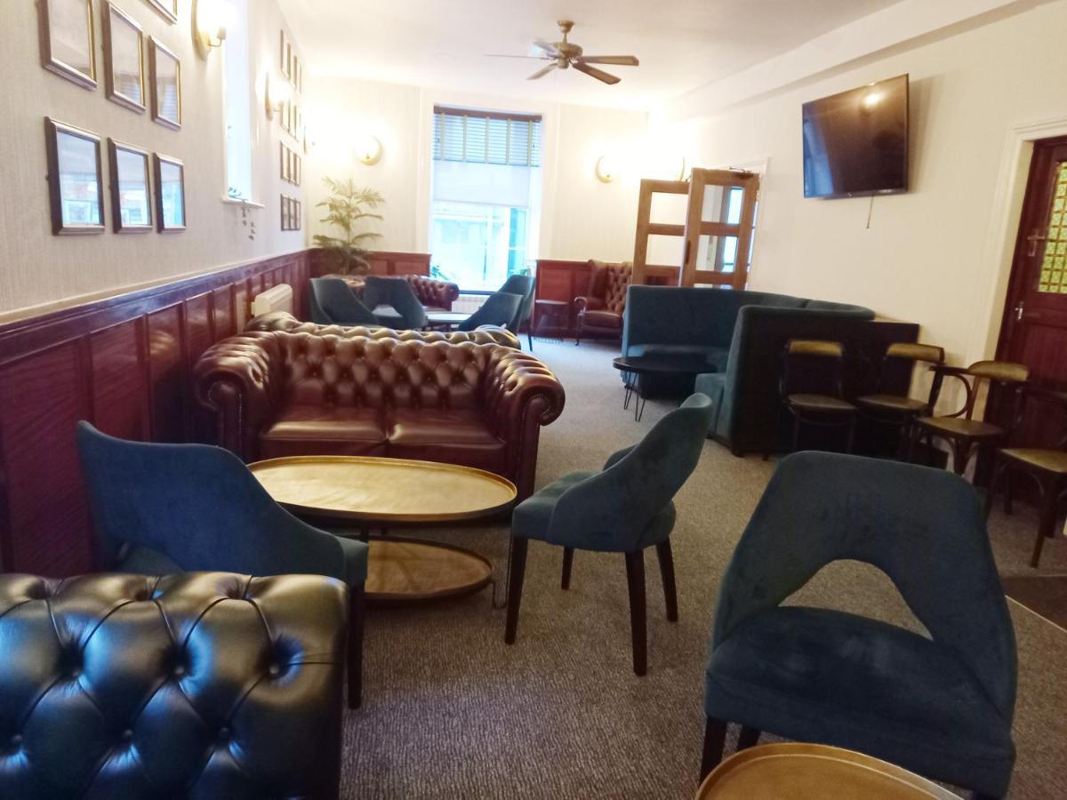 Royal Sportsman Hotel Porthmadog Eksteriør billede